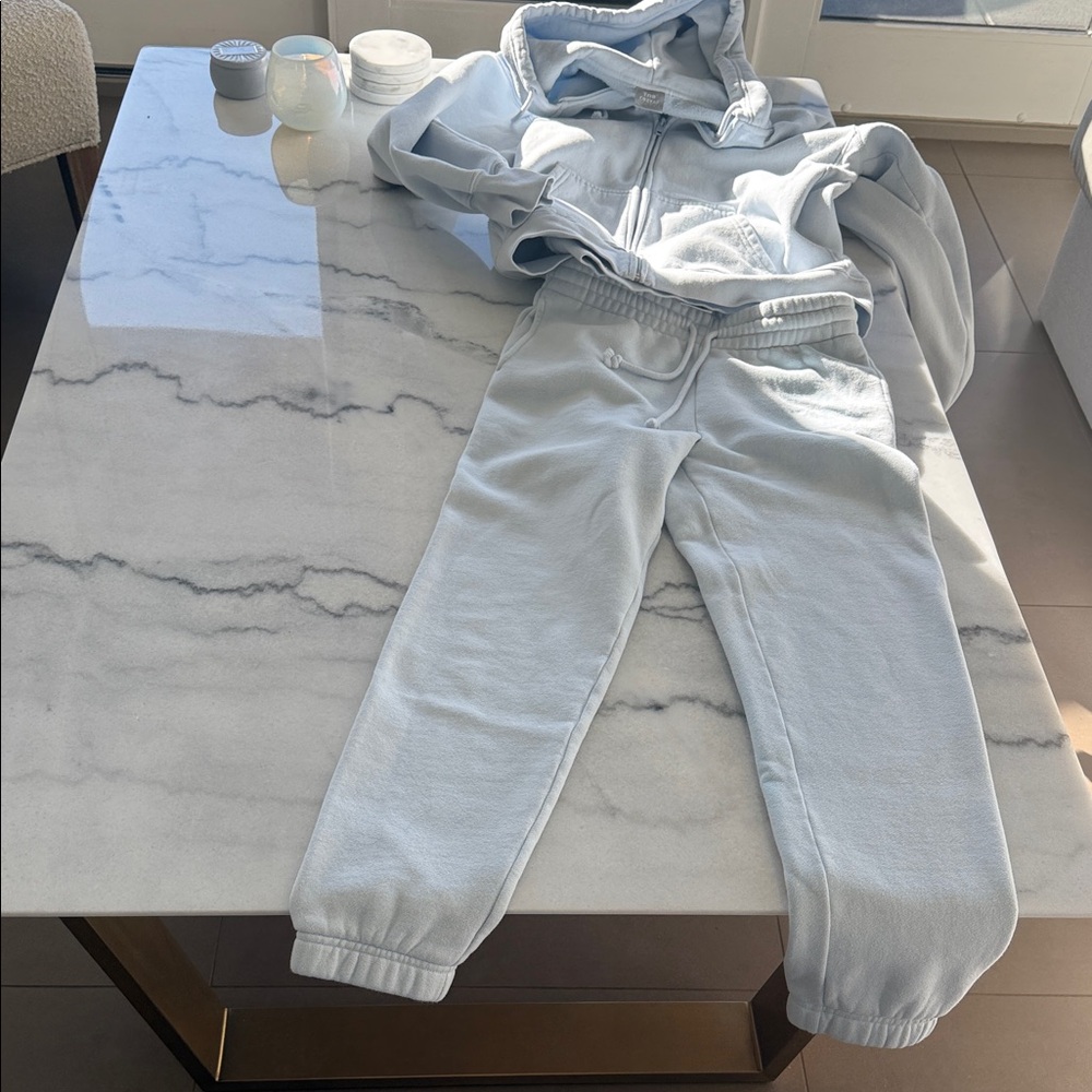 TNA CozyAF Fleece Set in Soft baby blue